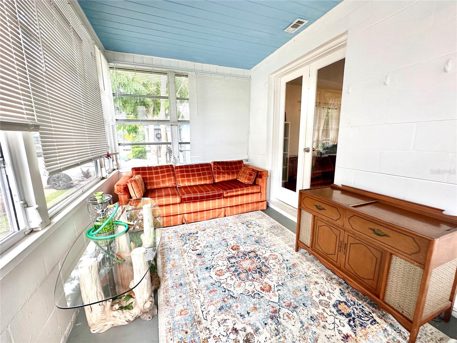 DISTRICT FLA CORP SUB 1 - Residential