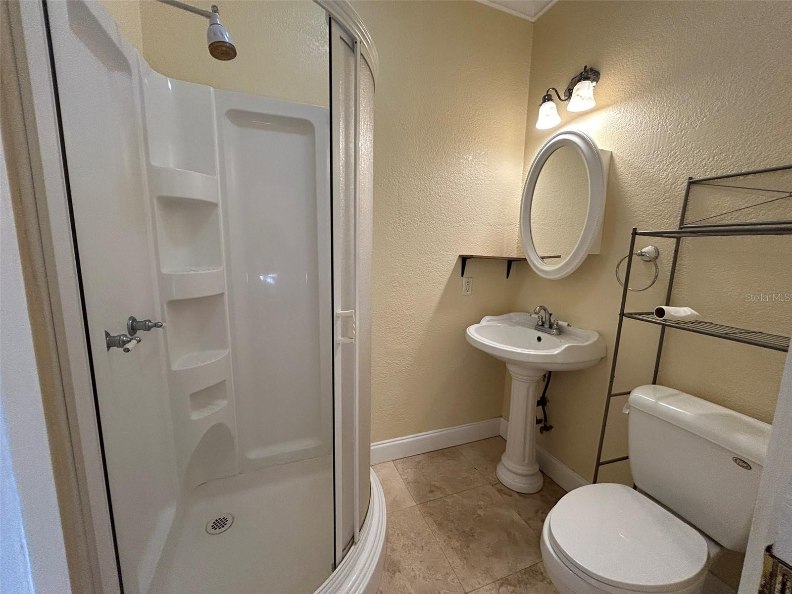 PORT CHARLOTTE SUB 09 - Residential Lease