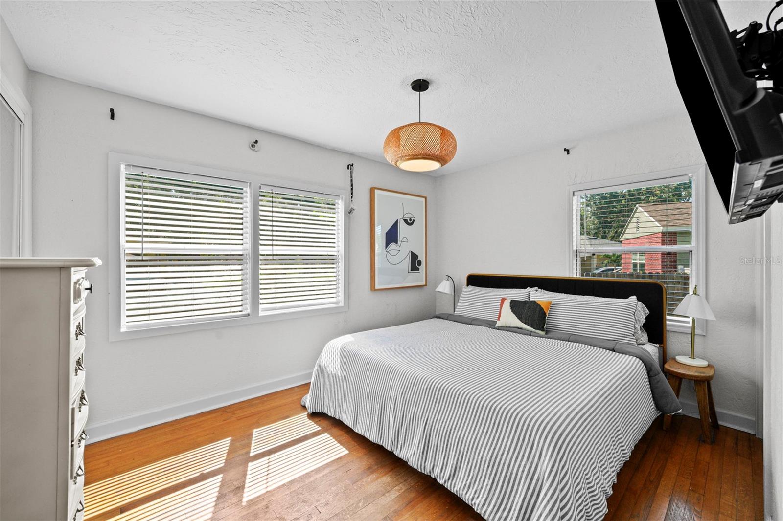 ARMENIA ESTATES - Residential Lease