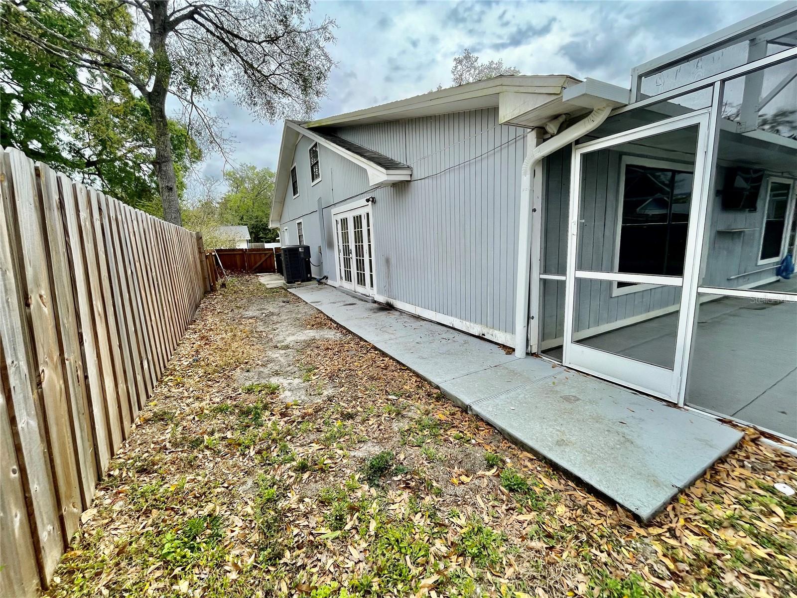 924 MILL ROAD LANE