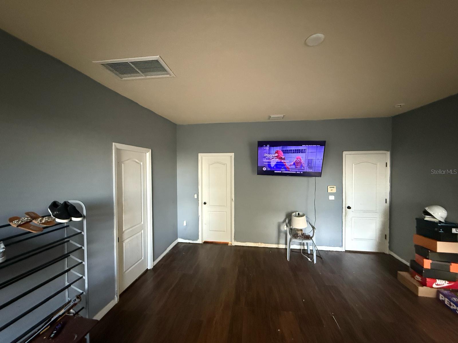 WALDEN POINTE - Residential