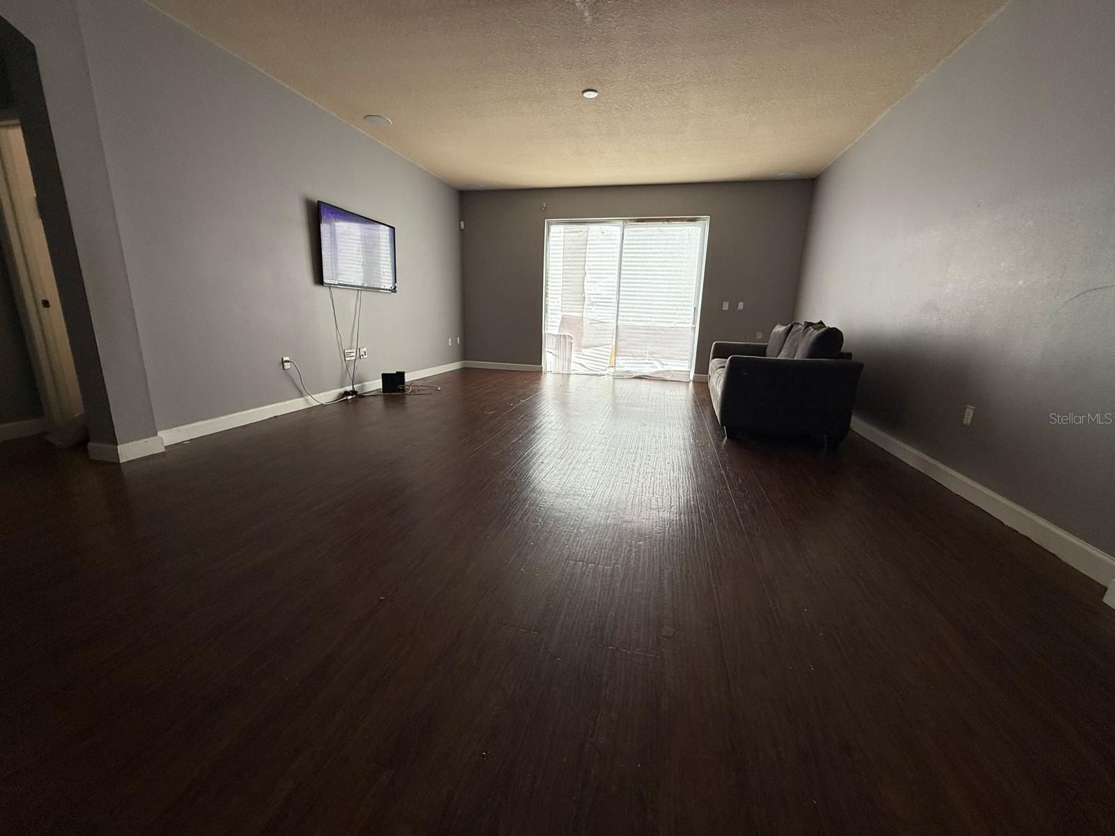 WALDEN POINTE - Residential