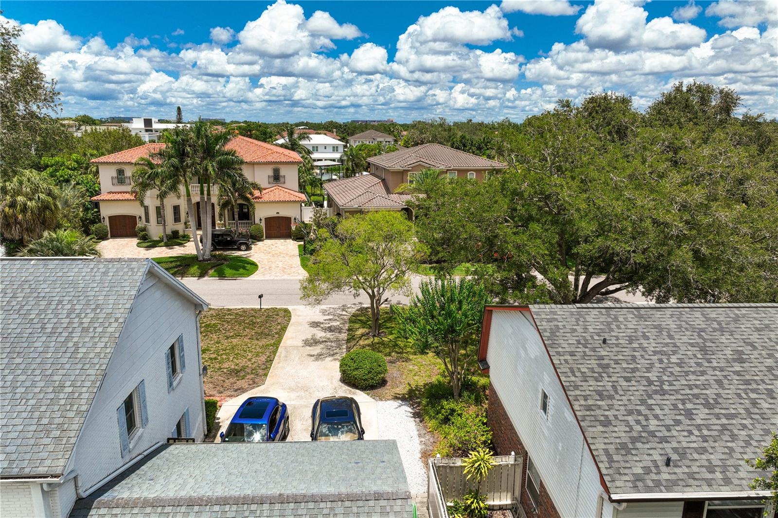 CAROL SHORES - Residential