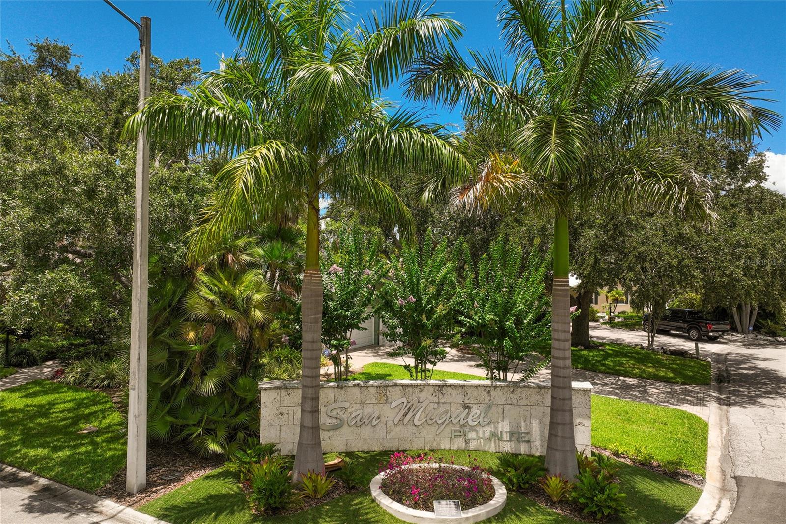 CAROL SHORES - Residential