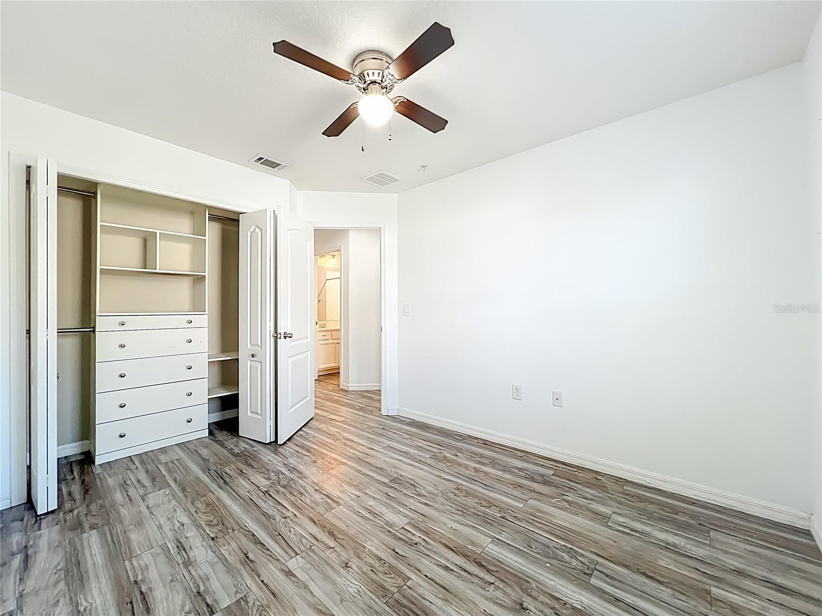 TOWNS AT WHITE CEDAR - Residential