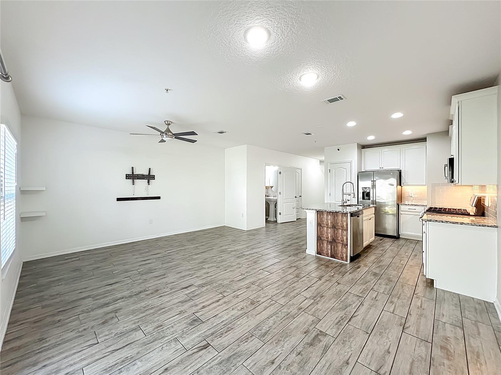 TOWNS AT WHITE CEDAR - Residential