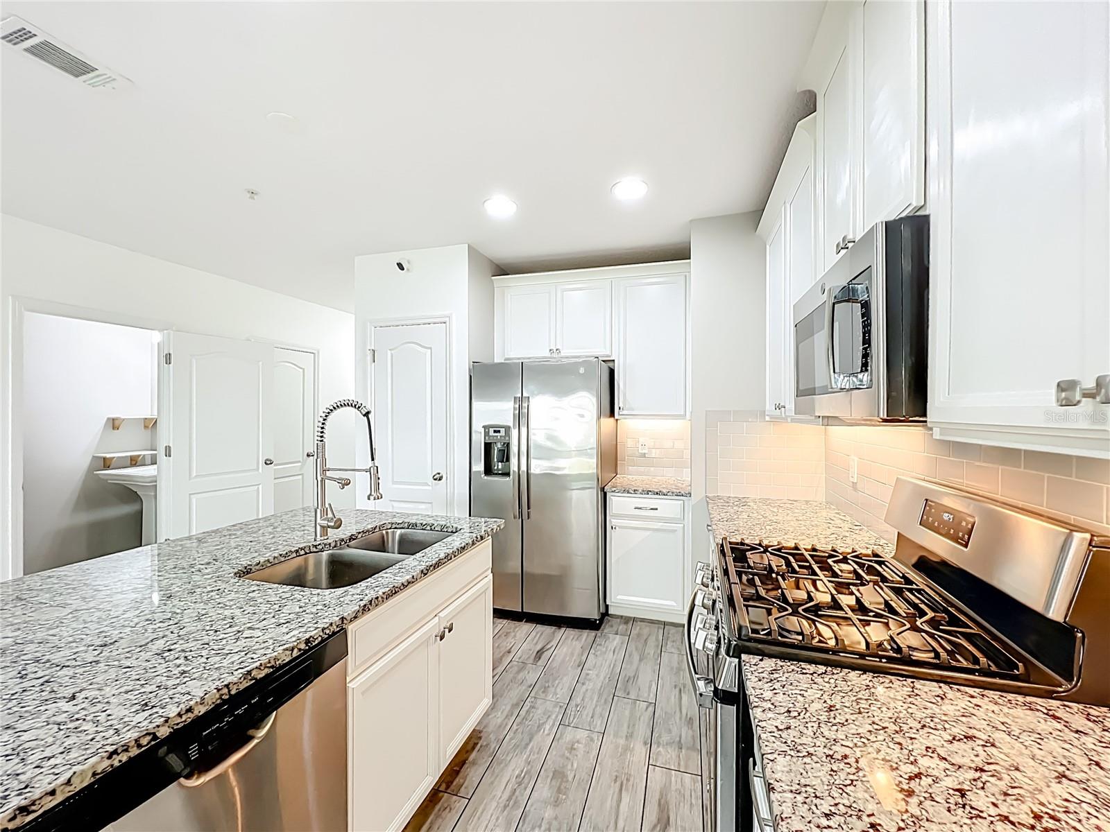 TOWNS AT WHITE CEDAR - Residential