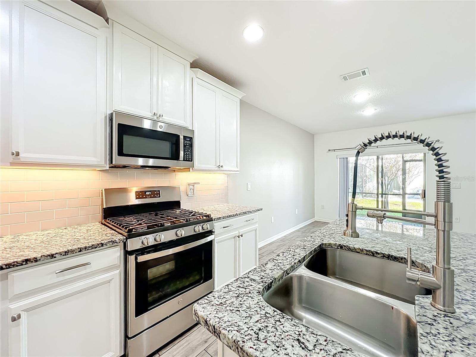 TOWNS AT WHITE CEDAR - Residential