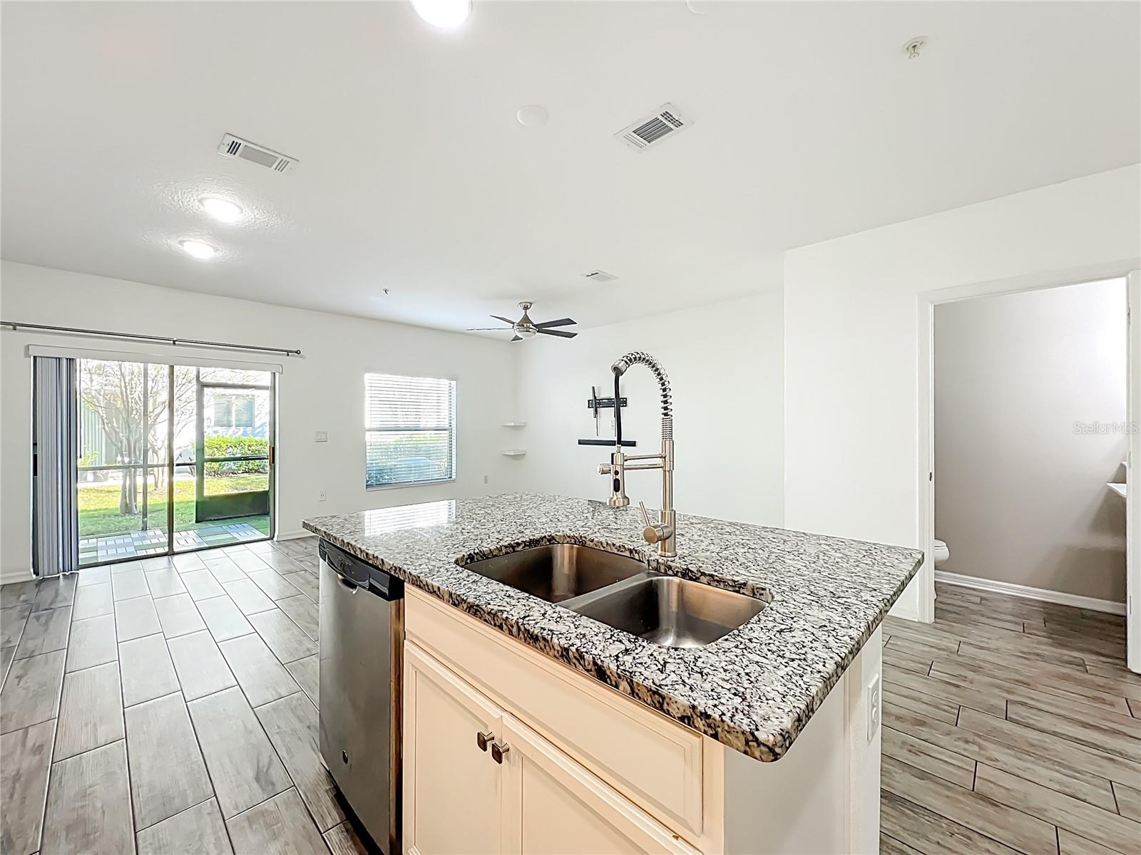 TOWNS AT WHITE CEDAR - Residential