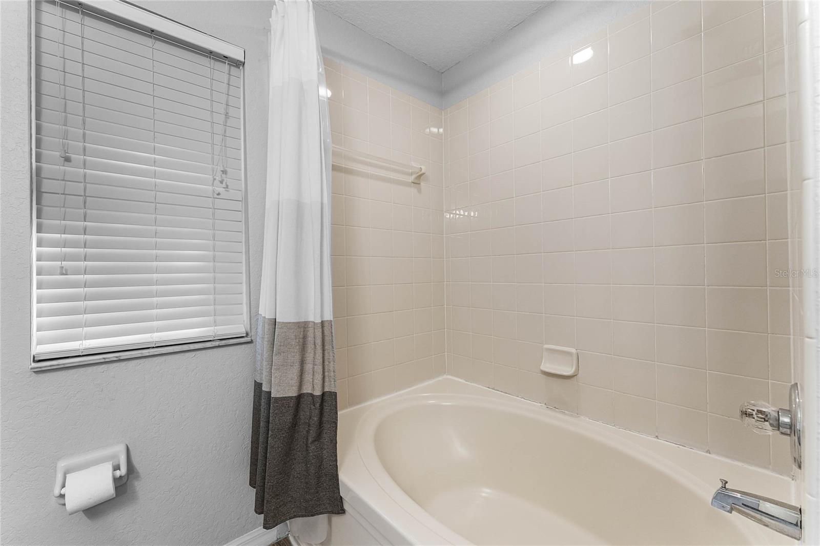 REGAL PALMS/HLND RESERVE - Residential