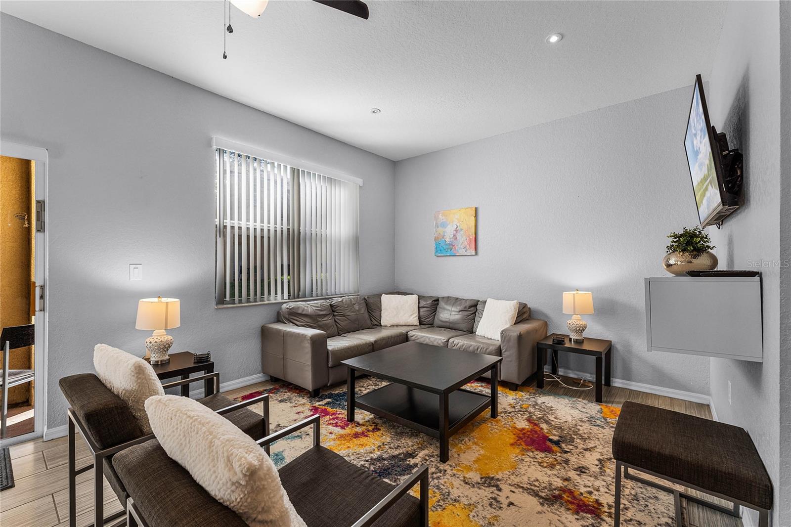 REGAL PALMS/HLND RESERVE - Residential