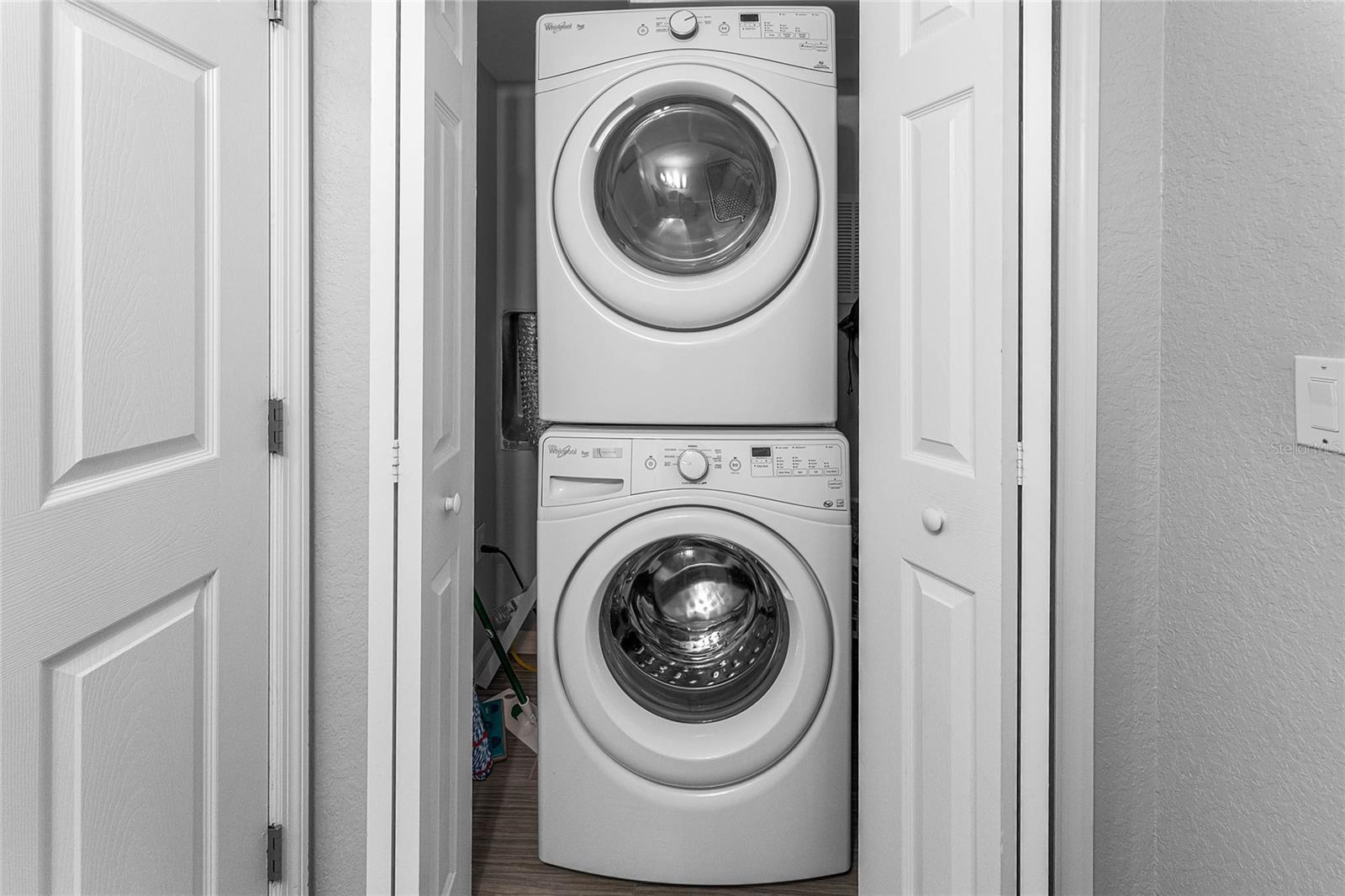 REGAL PALMS/HLND RESERVE - Residential