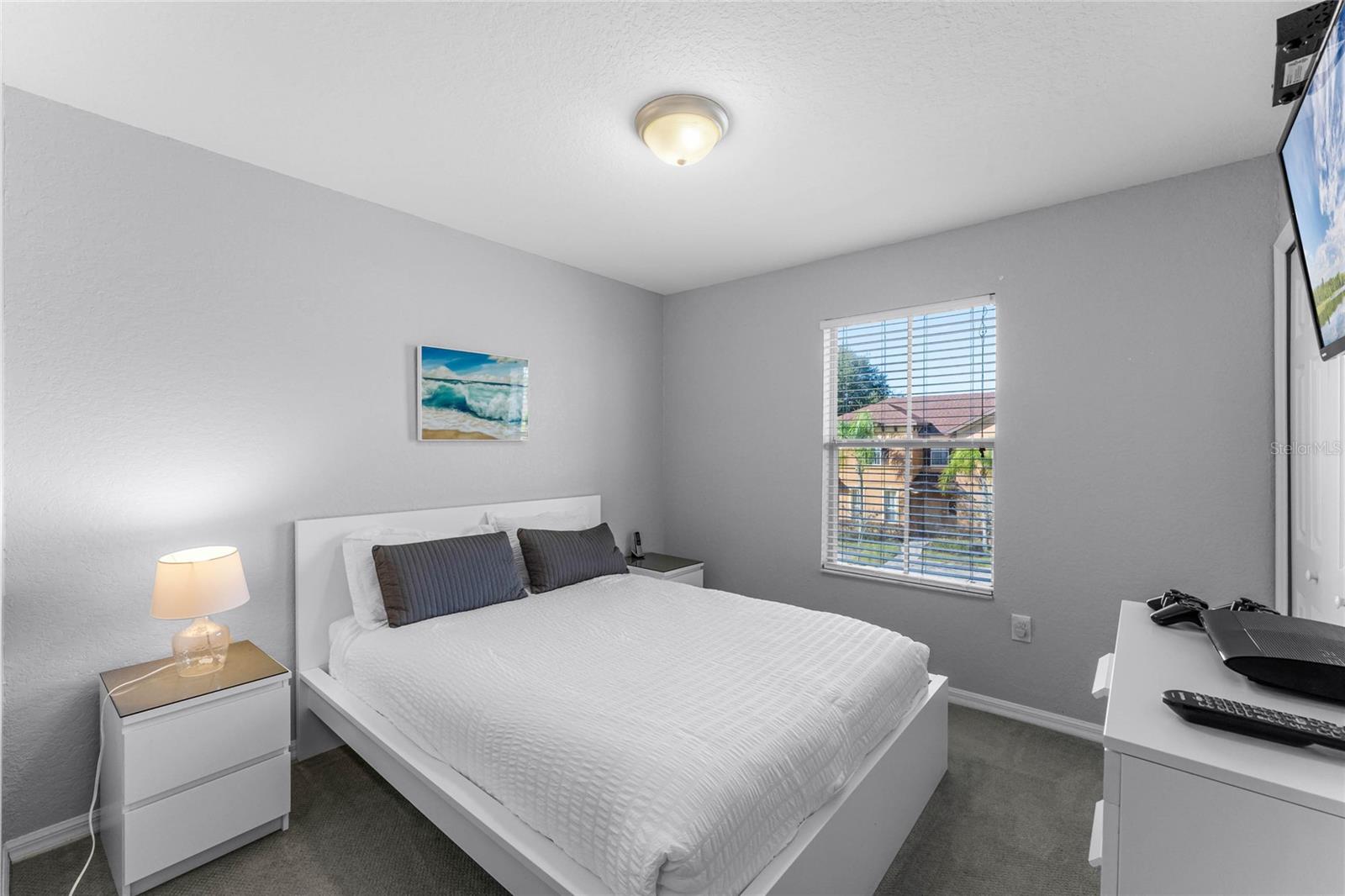 REGAL PALMS/HLND RESERVE - Residential