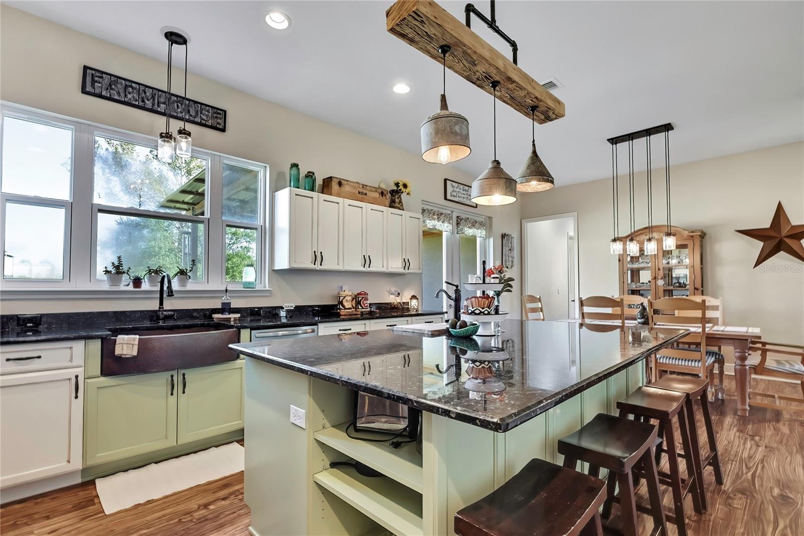 ACREAGE - Residential