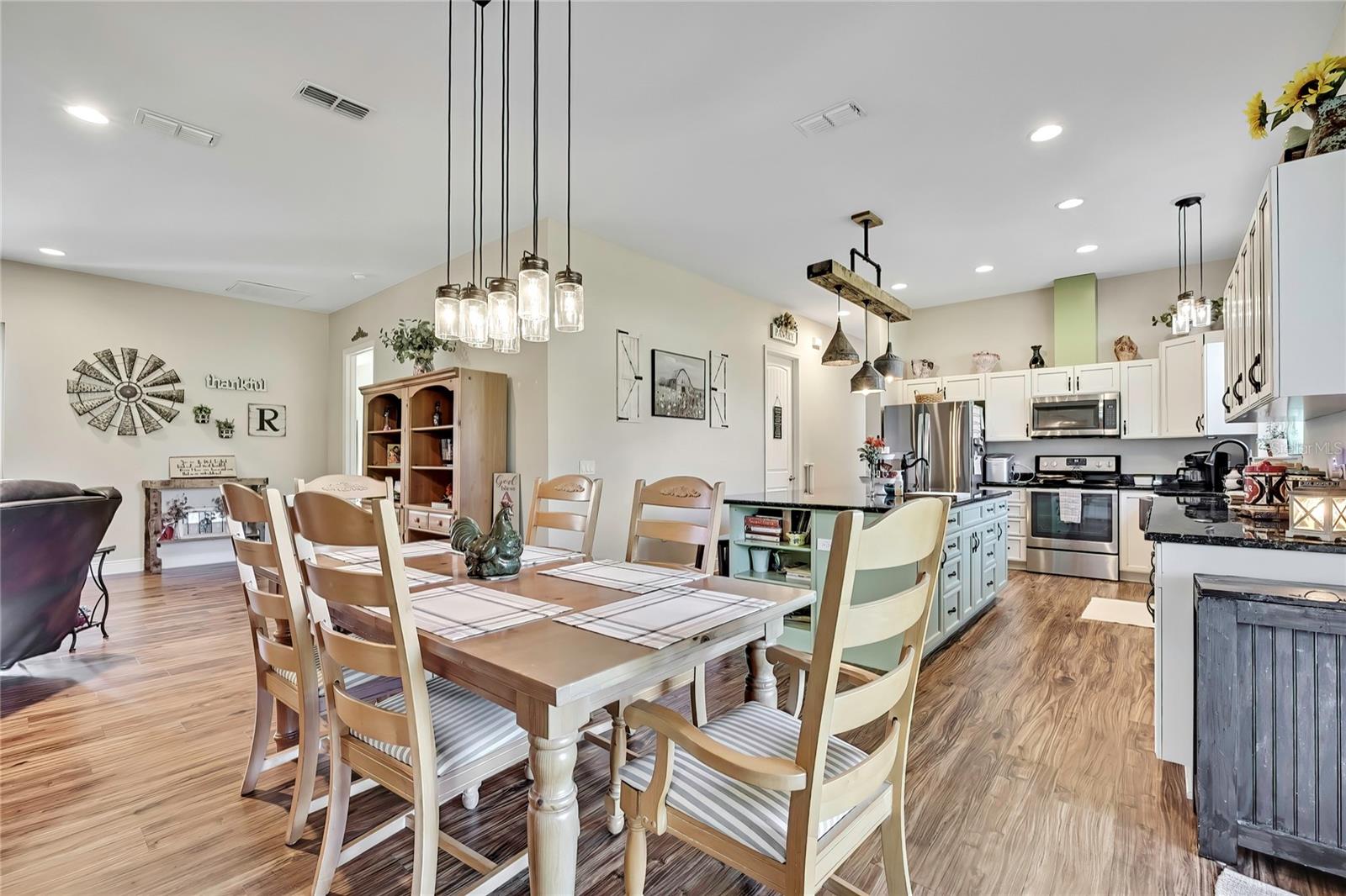 ACREAGE - Residential