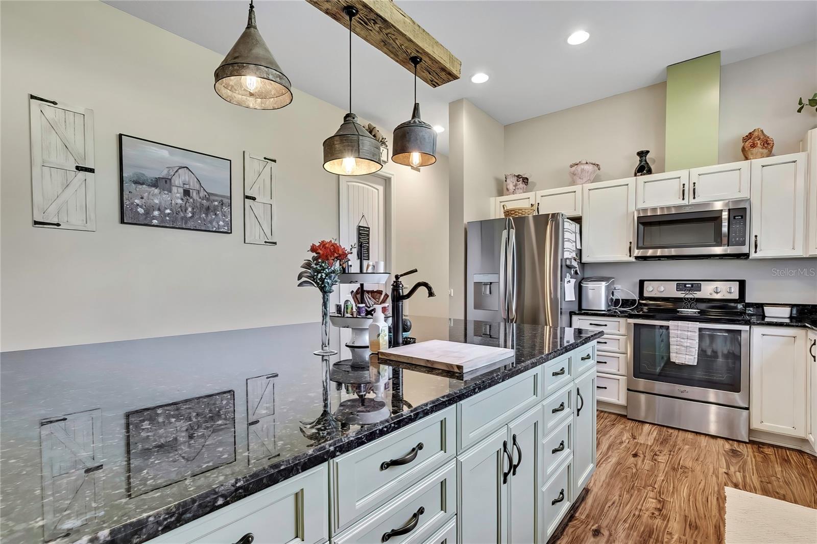 ACREAGE - Residential