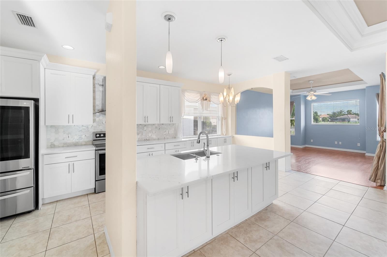8717 MONTEREY BAY LOOP