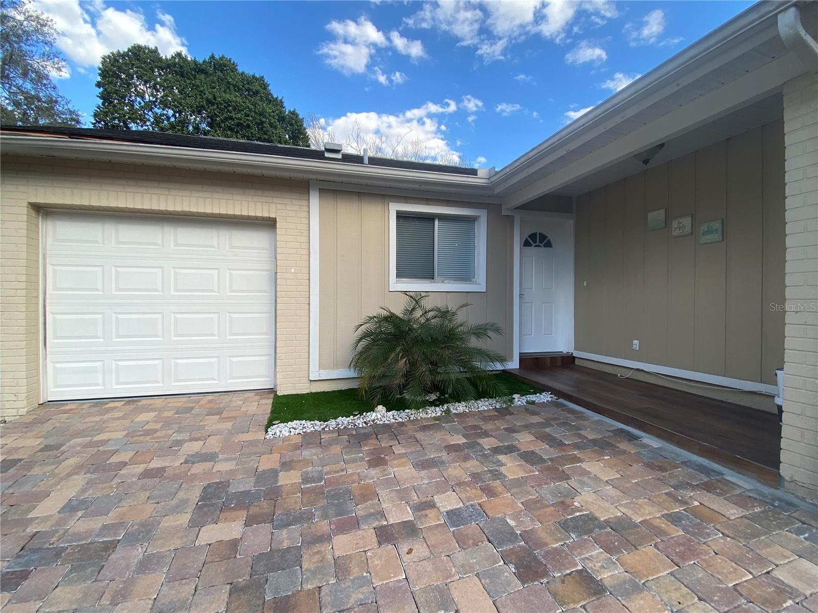 Casas a venda 3 - Jen Dantas 173 LAKE DRIVE