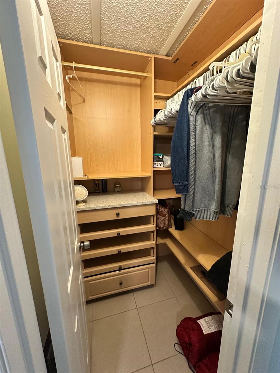 JOSLIN GROVE PARK - Residential