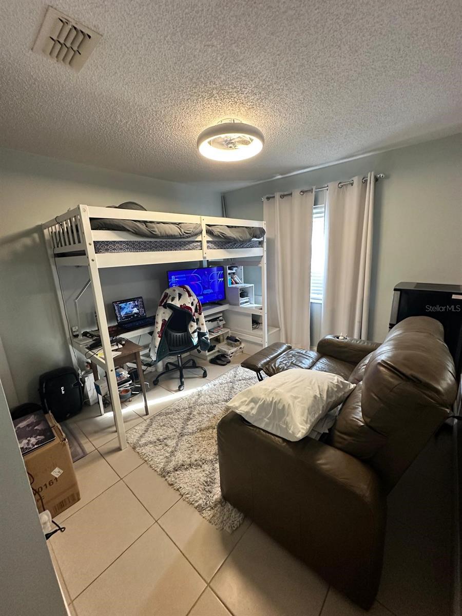 JOSLIN GROVE PARK - Residential