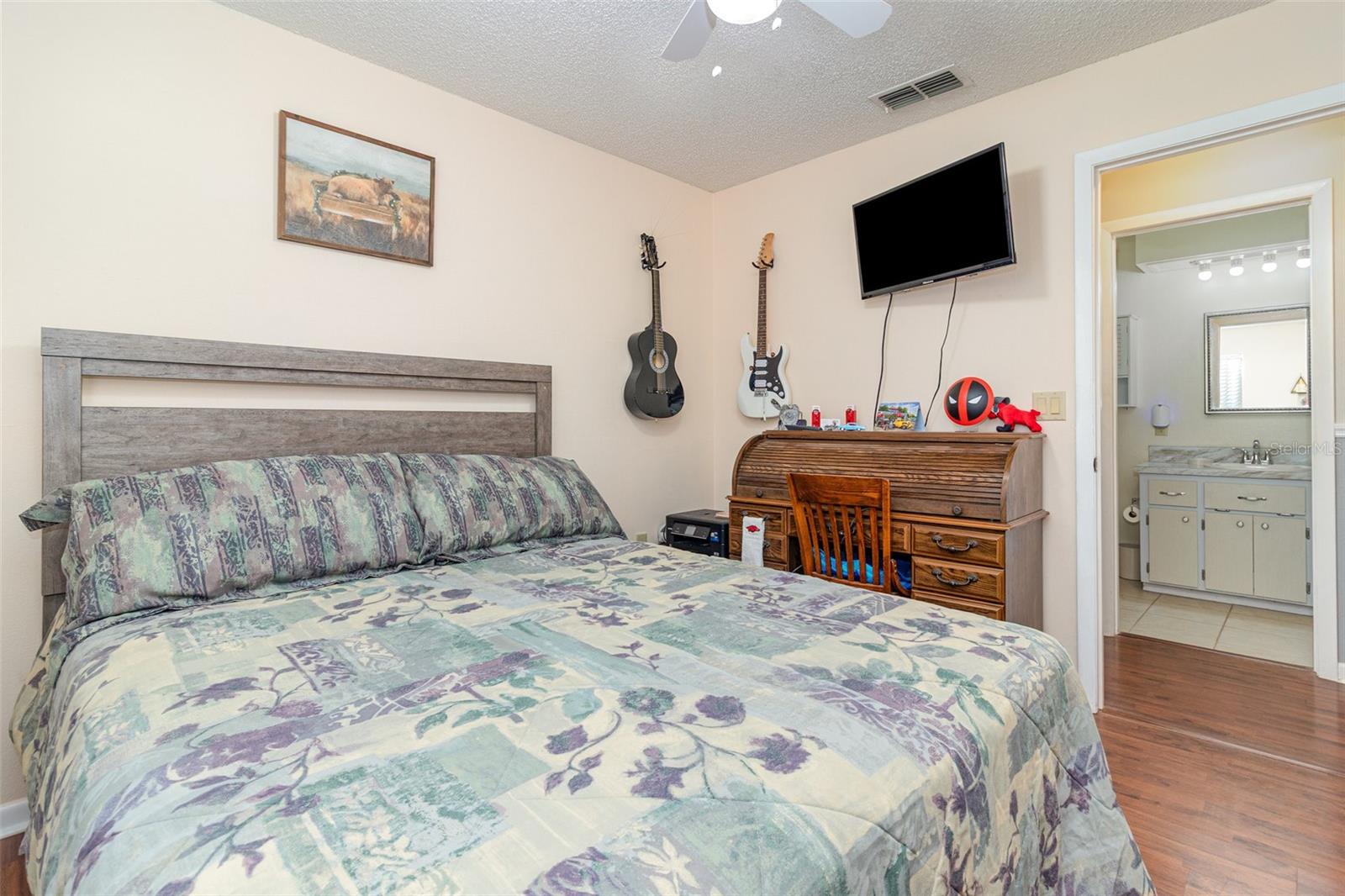 SCOTTISH HIGHLANDS CONDOMINIUM PHASE - Residential