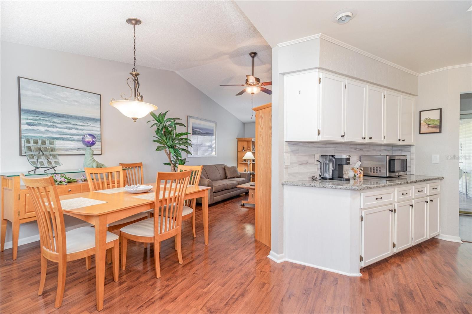 SCOTTISH HIGHLANDS CONDOMINIUM PHASE - Residential