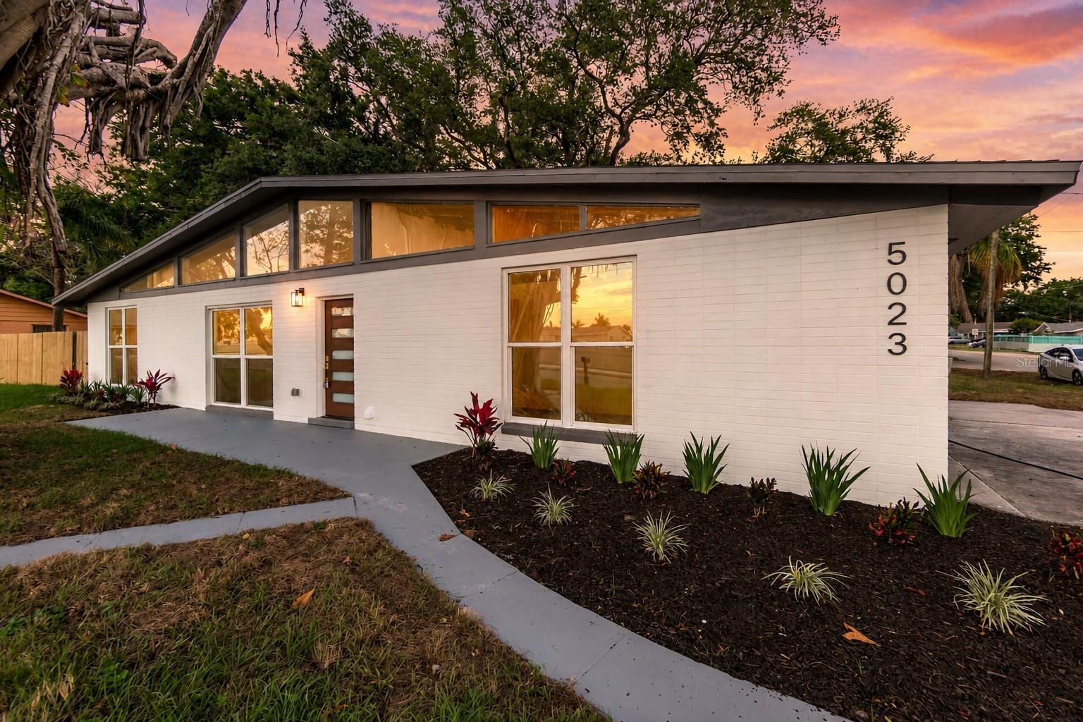 WEST ONECO - Residential