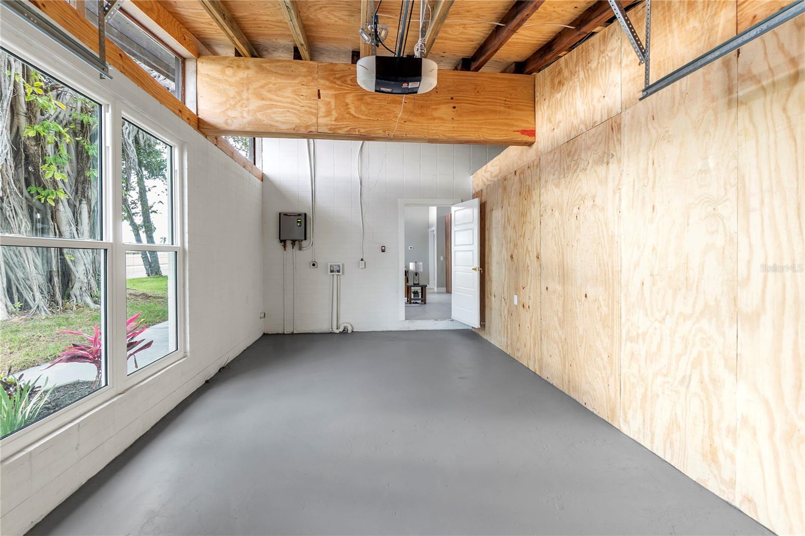 WEST ONECO - Residential
