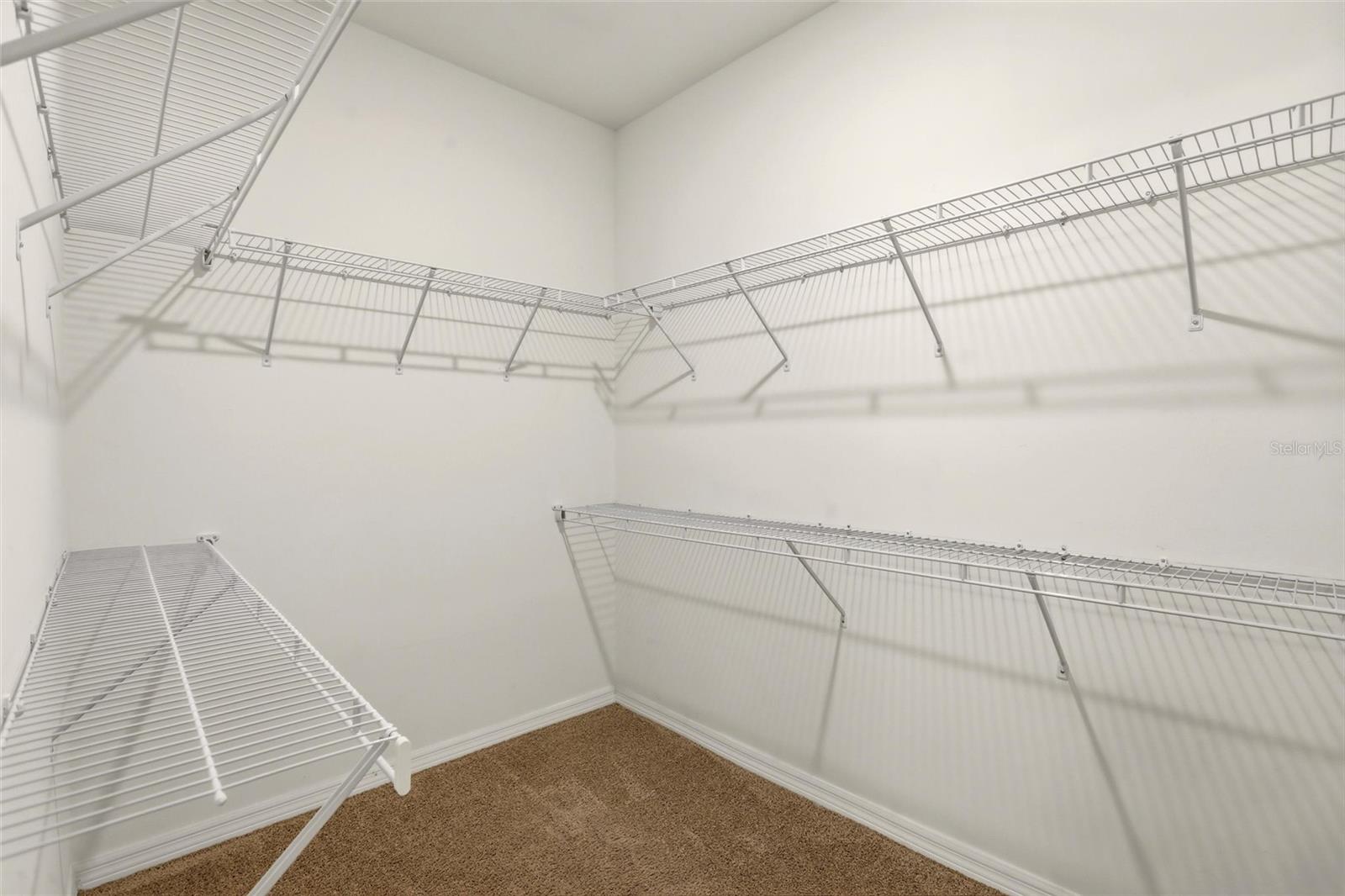 RIVER CLUB - Residential