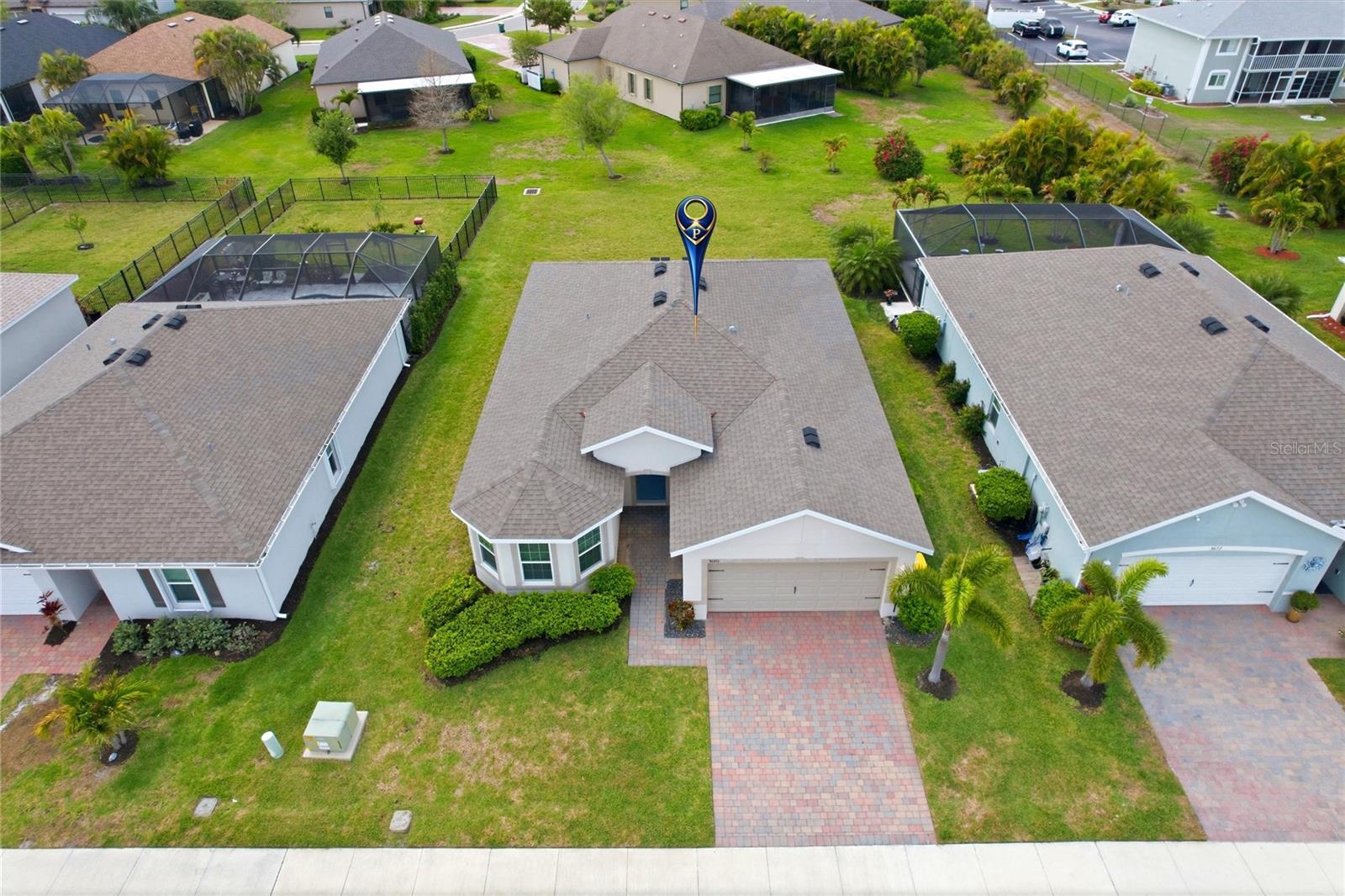 RIVER CLUB - Residential