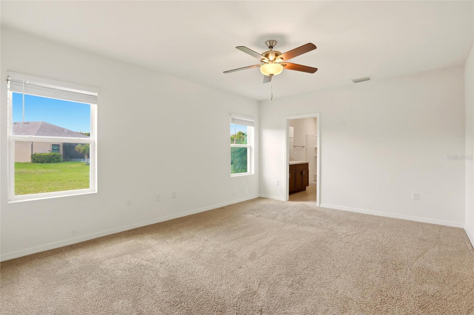 RIVER CLUB - Residential