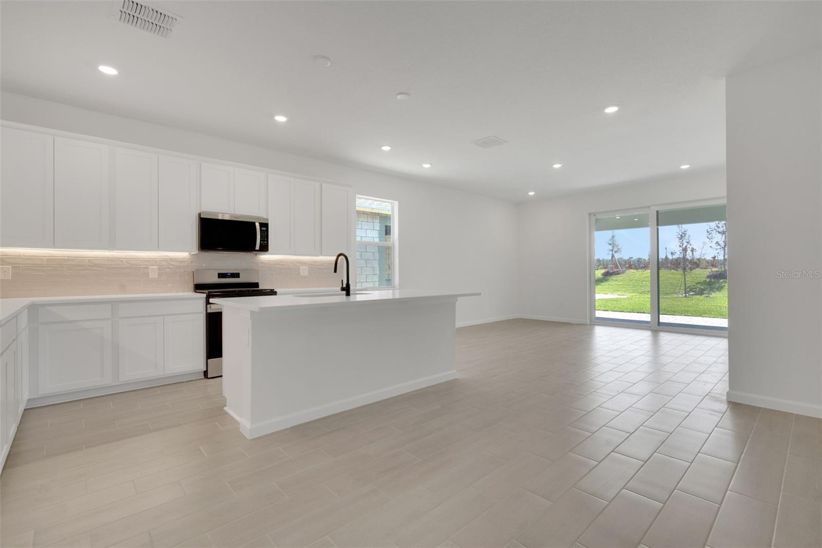 5468 NW CAMBERLY COURT