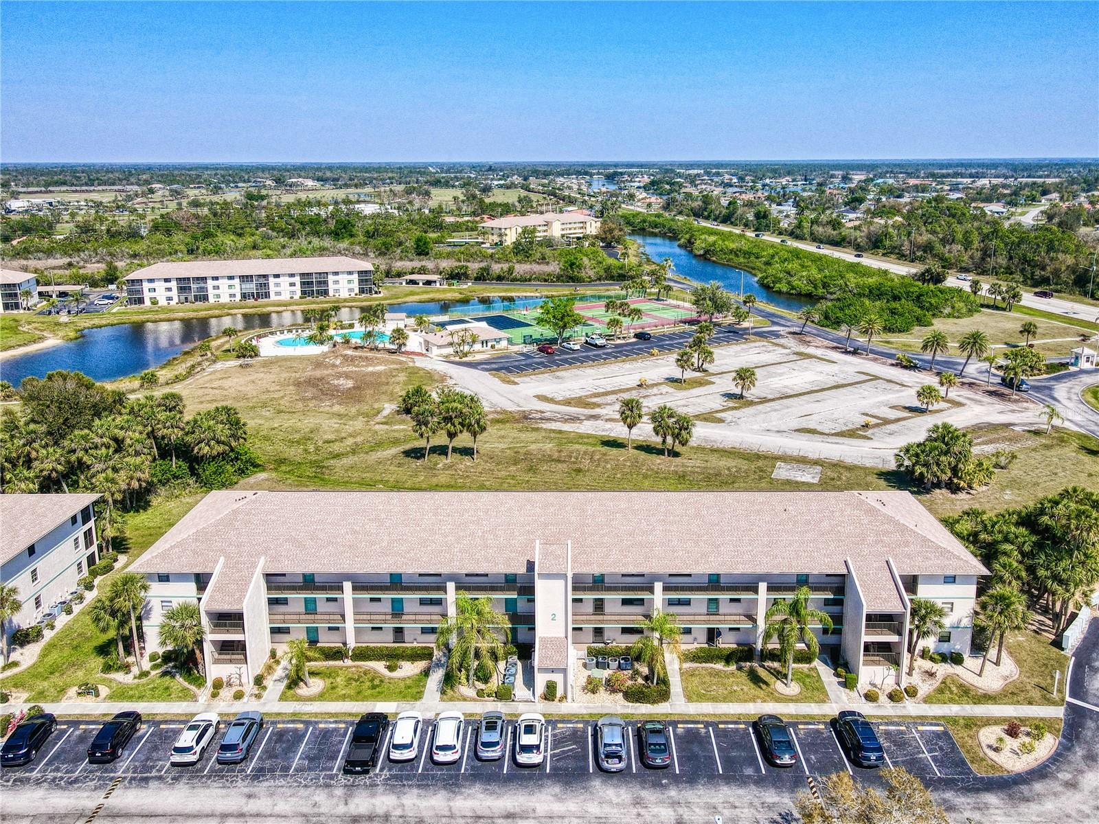 NEWPORT 01 PH 06 BLDG 02 - Residential