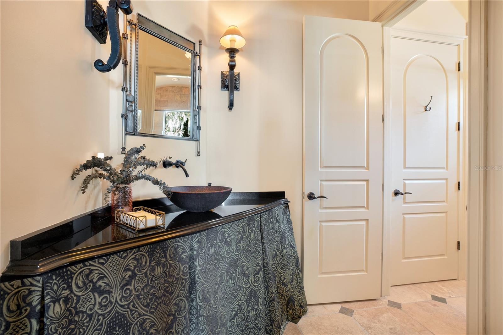 KEENES POINTE - Residential