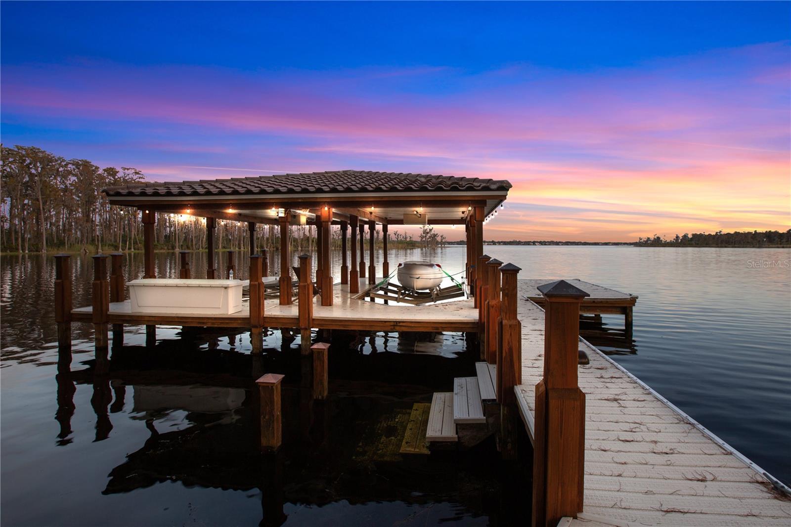 KEENES POINTE - Residential