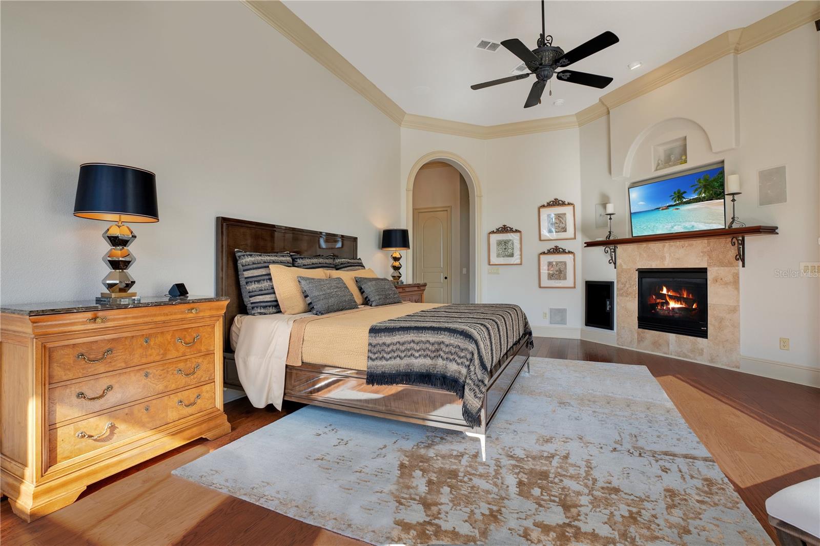 KEENES POINTE - Residential