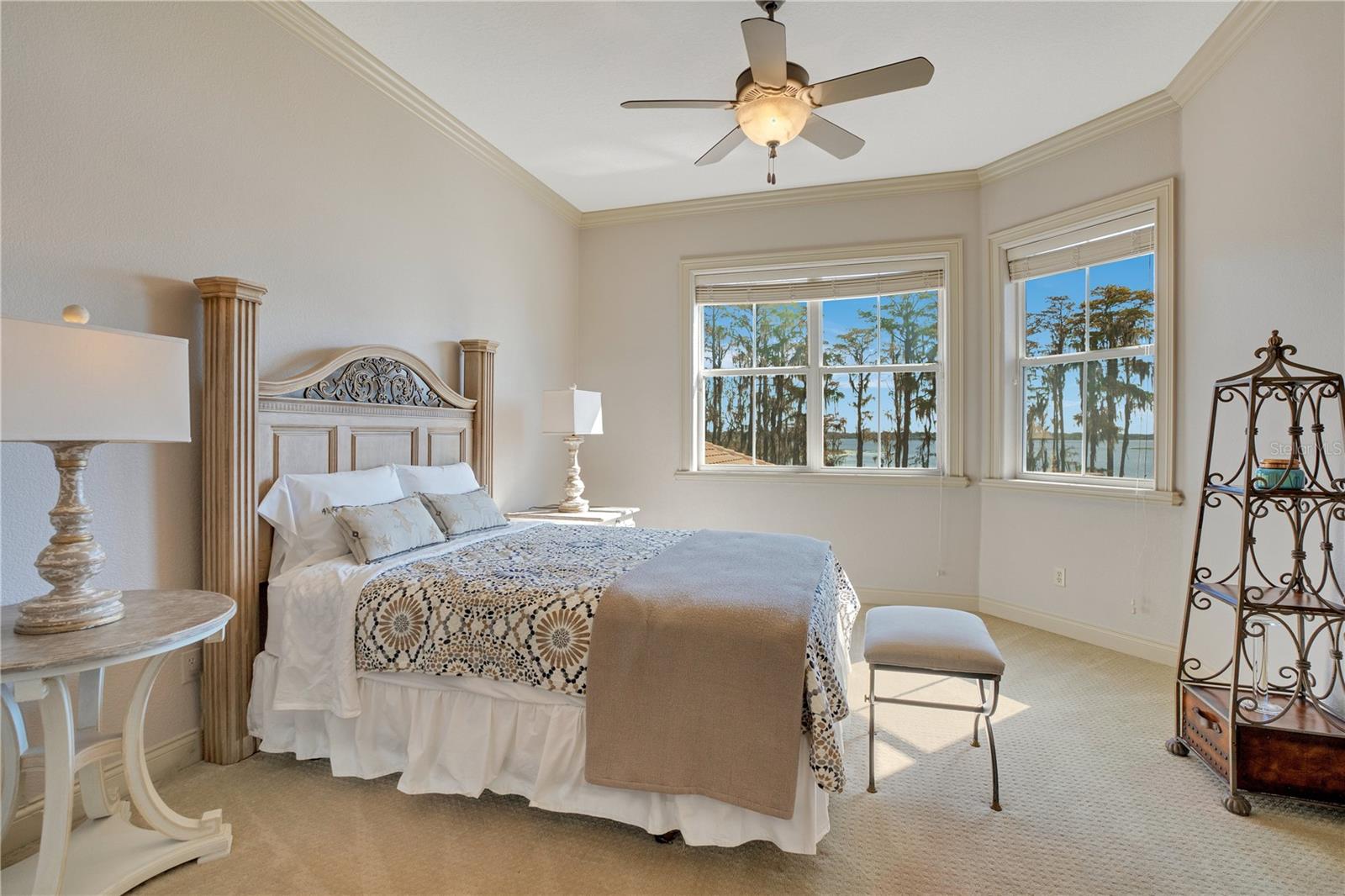 KEENES POINTE - Residential