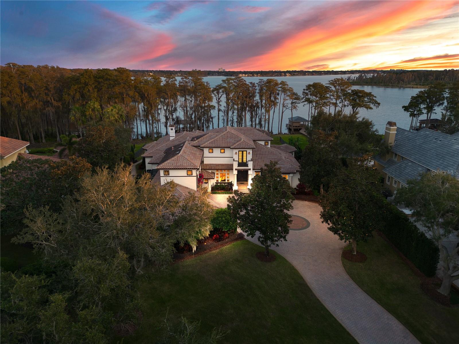 KEENES POINTE - Residential