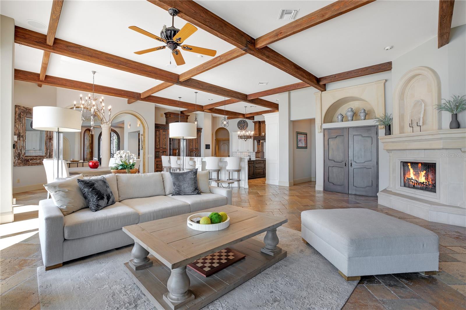 KEENES POINTE - Residential