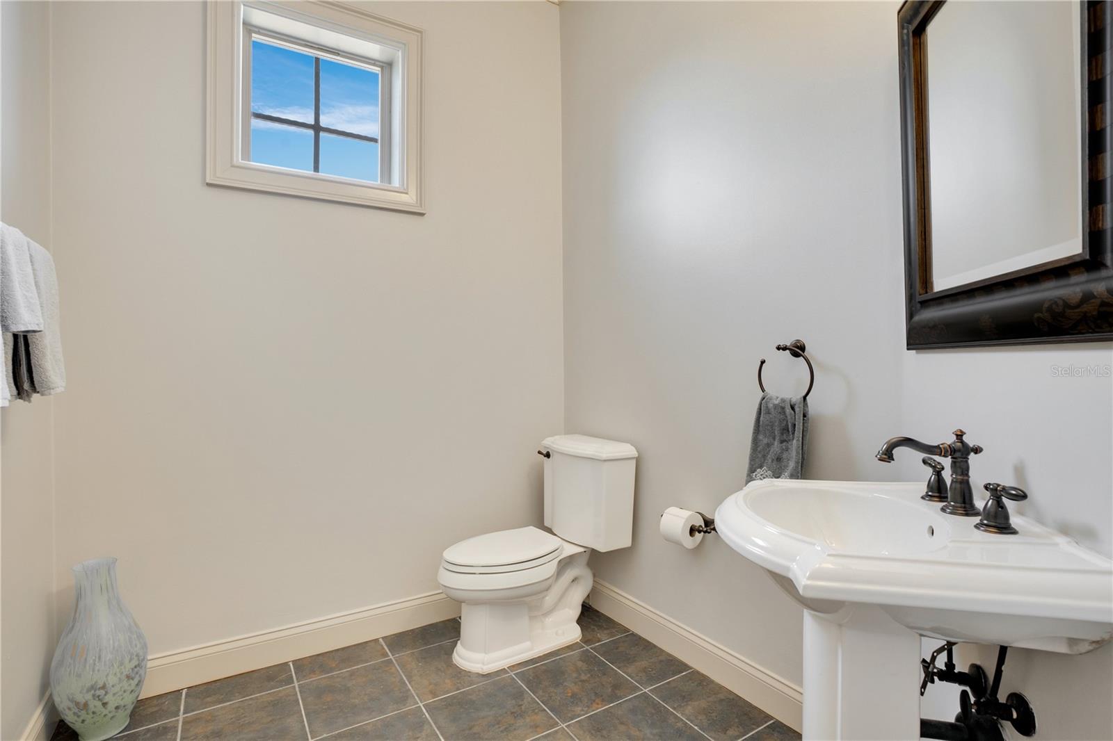 KEENES POINTE - Residential