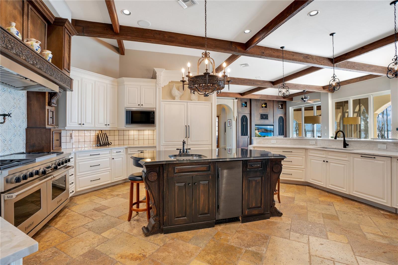 KEENES POINTE - Residential