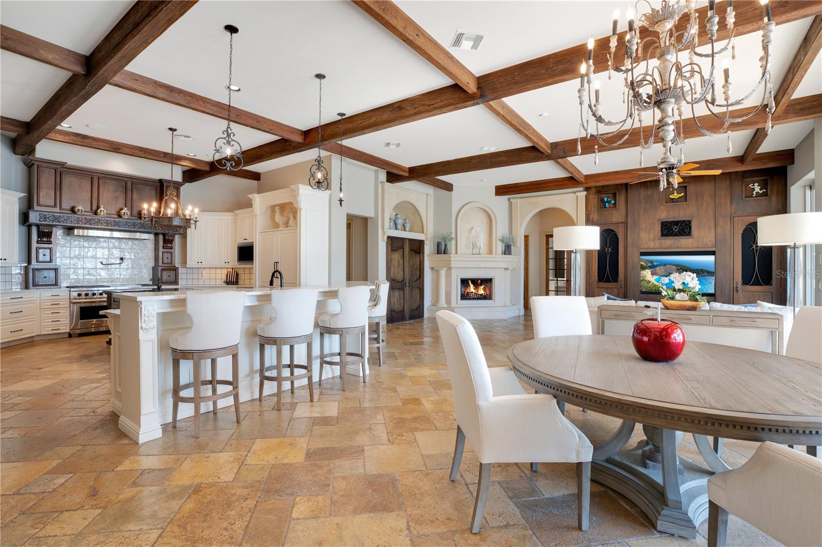 KEENES POINTE - Residential