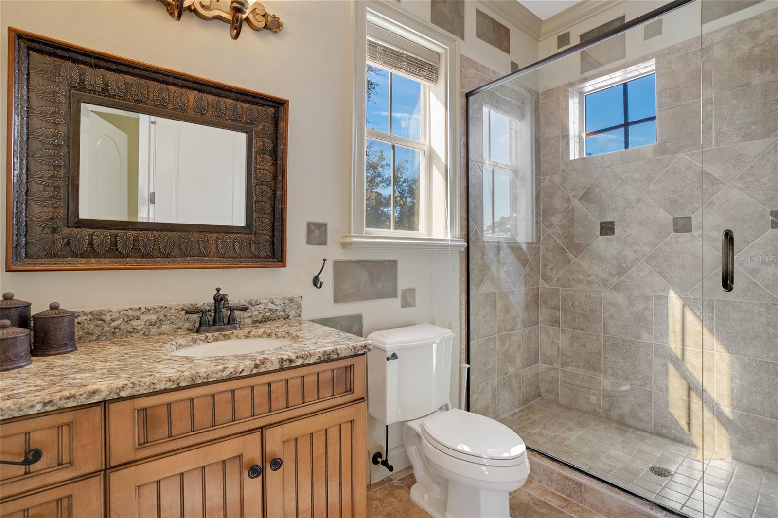 KEENES POINTE - Residential