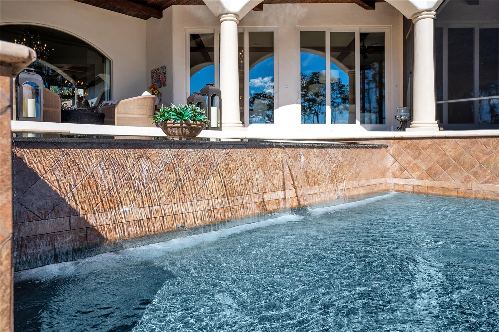 KEENES POINTE - Residential