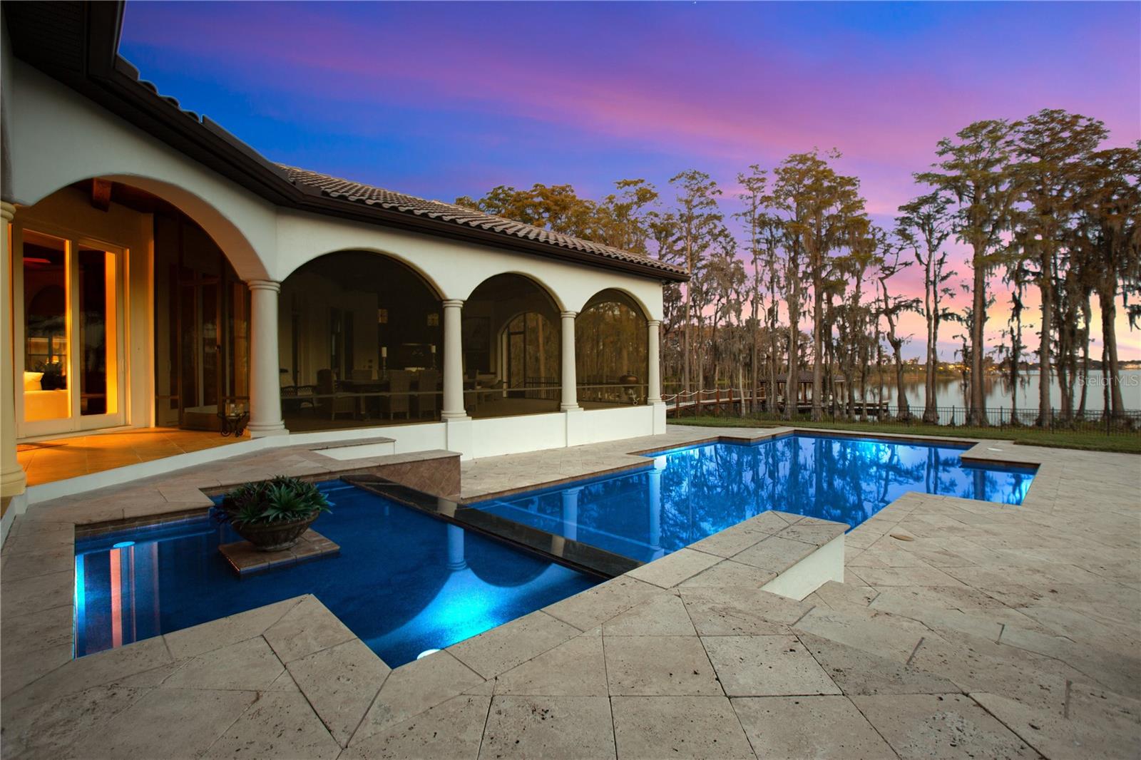 KEENES POINTE - Residential