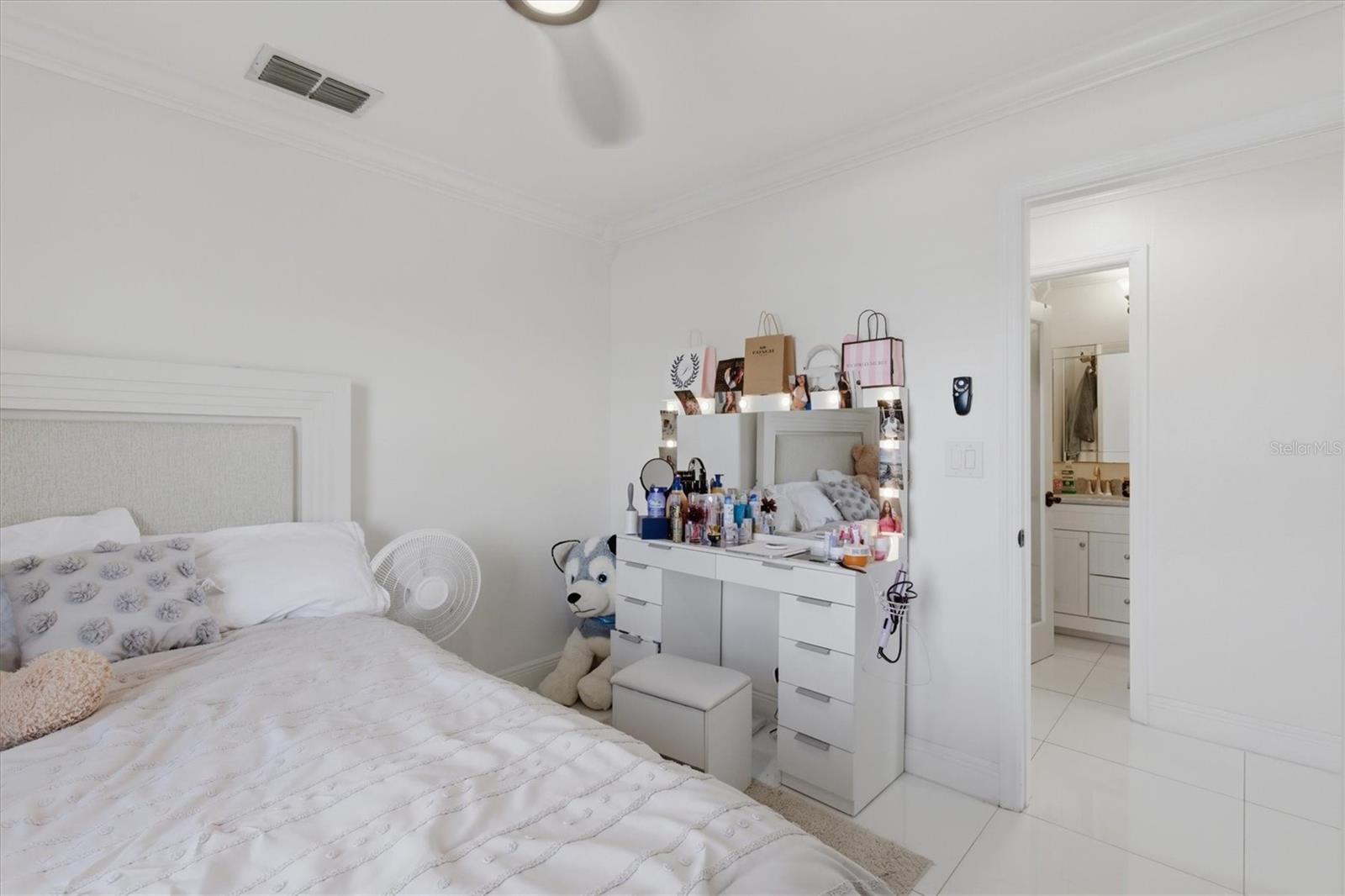 PINE CREST VILLA ADD 4 - Residential