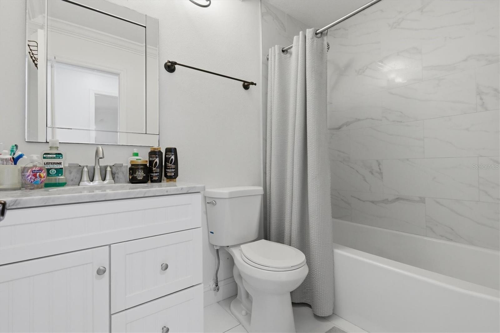PINE CREST VILLA ADD 4 - Residential