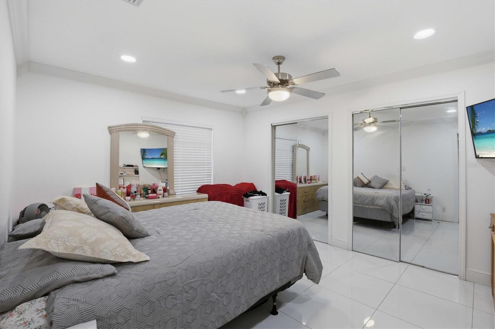 PINE CREST VILLA ADD 4 - Residential