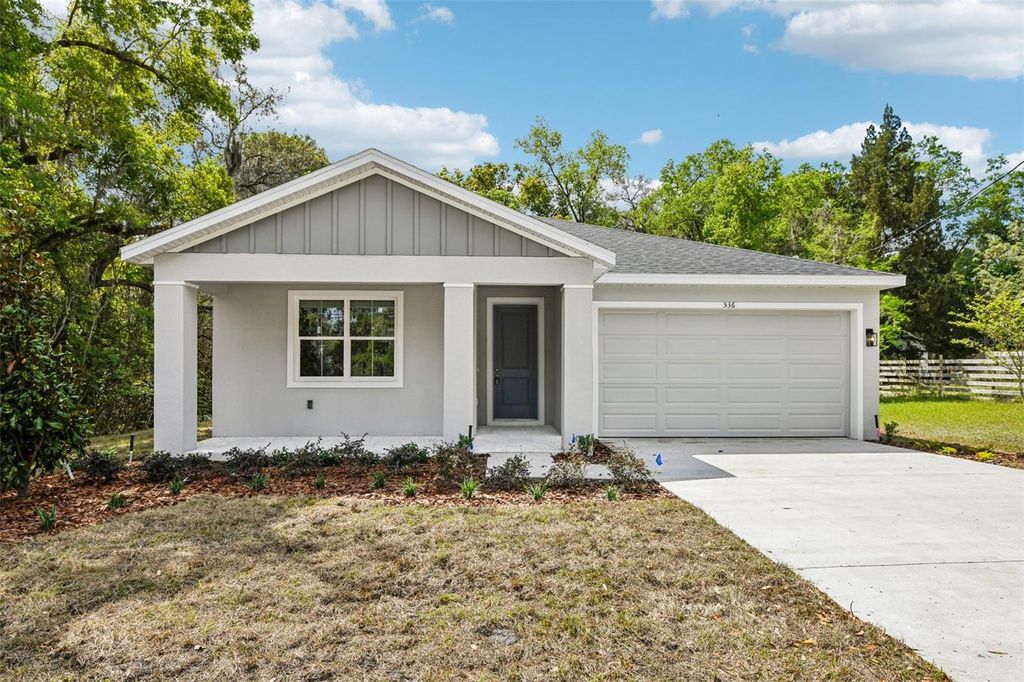 Photo of 536 E Beresford Avenue, Deland, FL 32724 (MLS # O6427408)