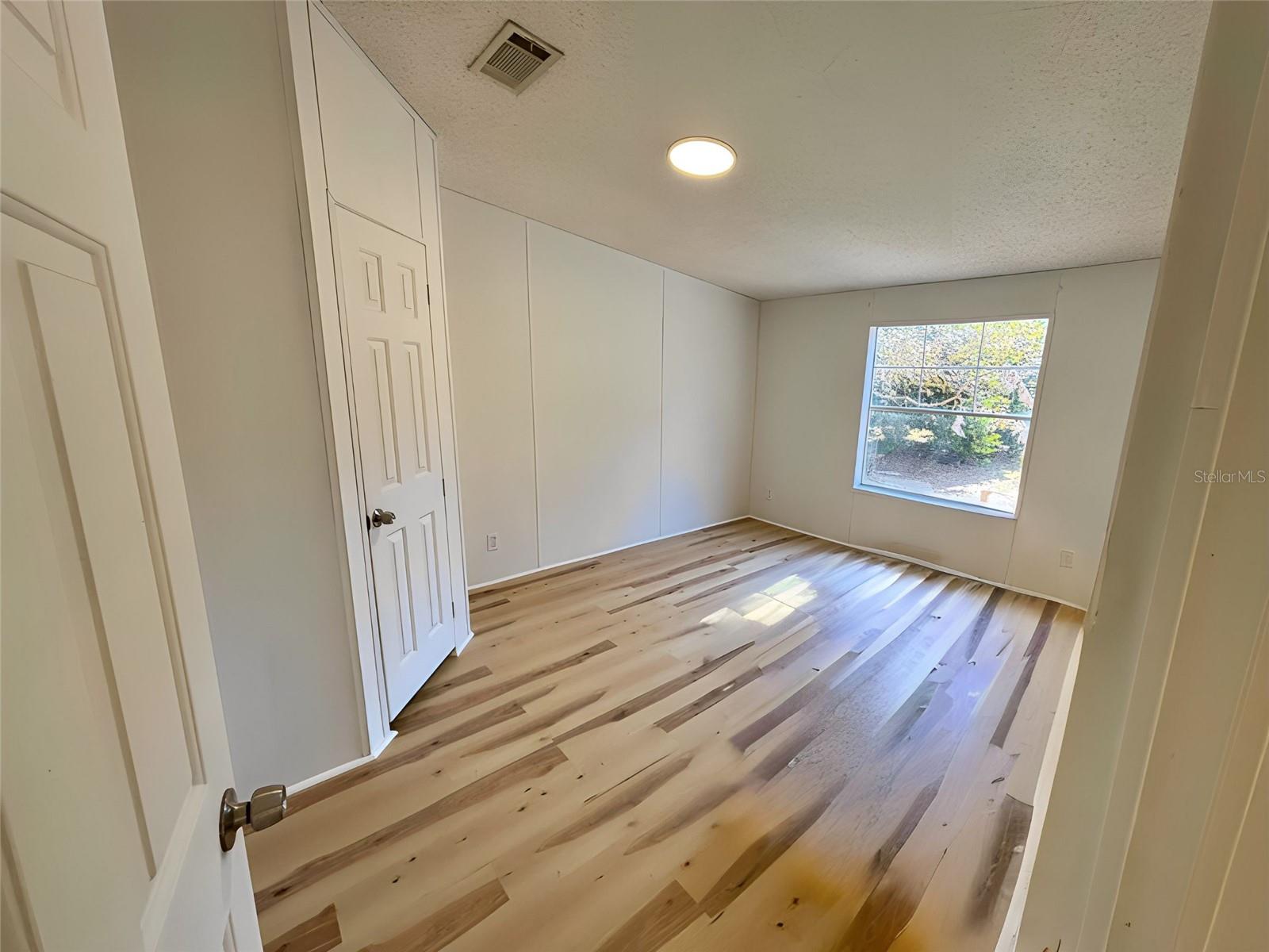 NEIGHBORHOOD 2329 - Residential